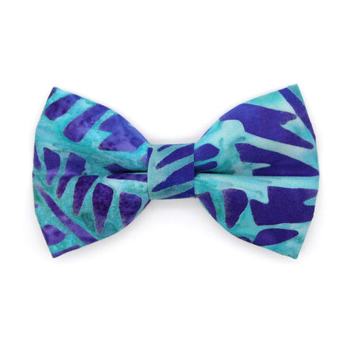 Tropical Cat Bow Tie - "Blue Lagoon" - Blue Bow Tie for Cat / Summer, Beach, Hawaiian, Tiki, Shark, Cool / Cat + Small Dog