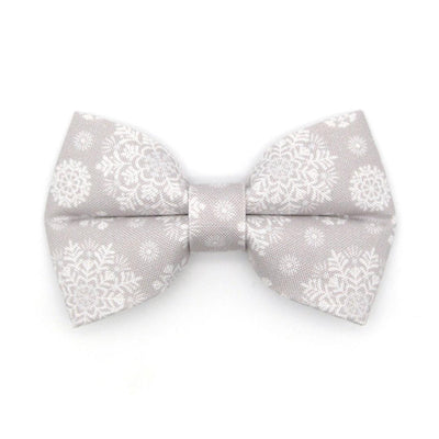 Bow Tie Cat Collar Set - "Snowy Cottage" - Light Gray & White Snowflake Cat Collar with Bow Tie / Winter, Holiday, Snow, Wedding / Cat, Kitten, Small Dog Sizes